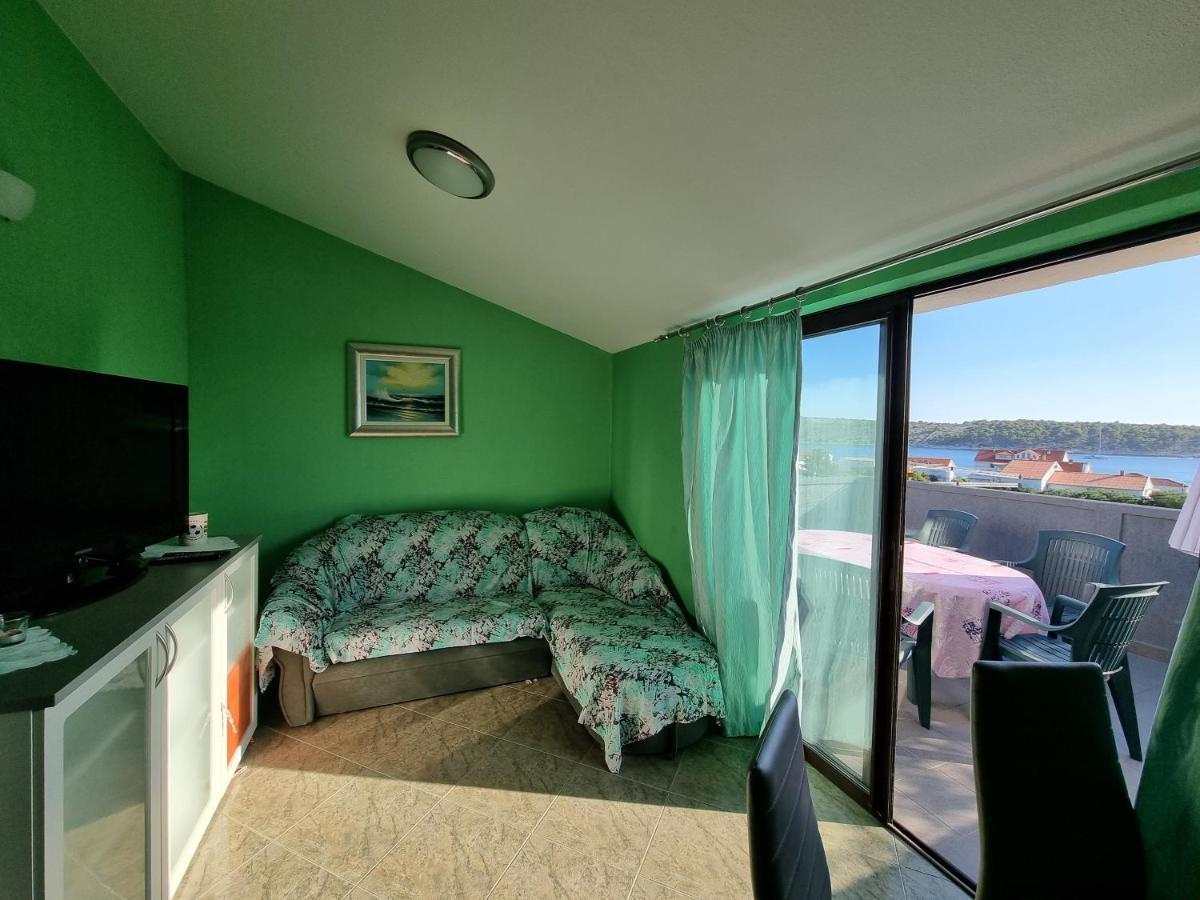 Apartment Grbac Barbat na Rabu ภายนอก รูปภาพ