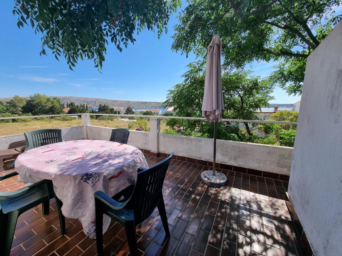 Apartment Grbac Barbat na Rabu ภายนอก รูปภาพ